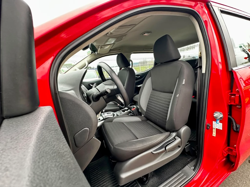 Nissan Navara Dc 4x4 2.3tdi Xe At año 2024