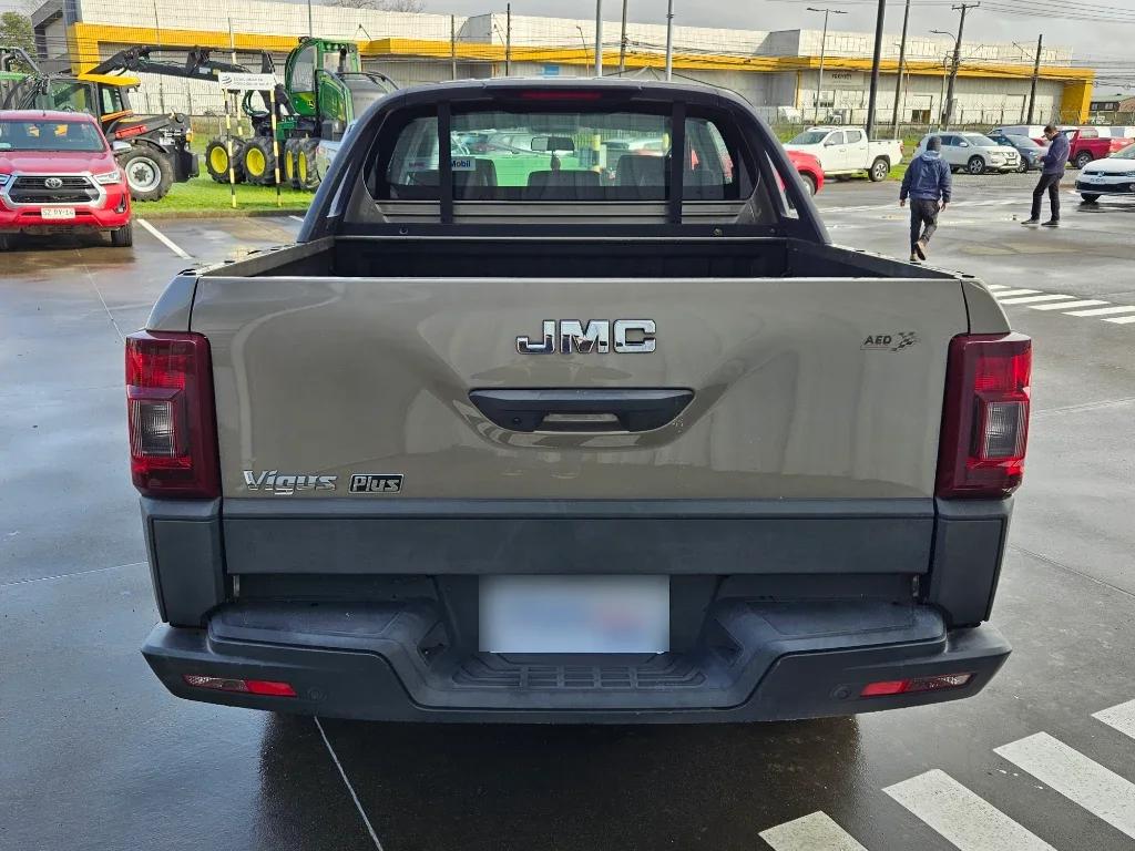 JMC Vigus Vigus Plus 4x2 2.4 Td año 2023