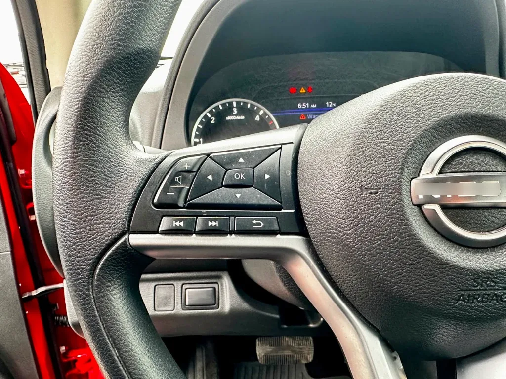 Nissan Navara Dc 4x4 2.3tdi Xe At año 2024