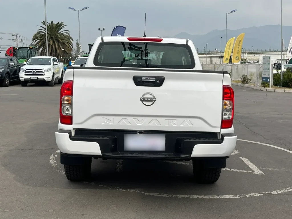 Nissan Navara Navara Dc 4x2 2.3tdi Xe año 2023
