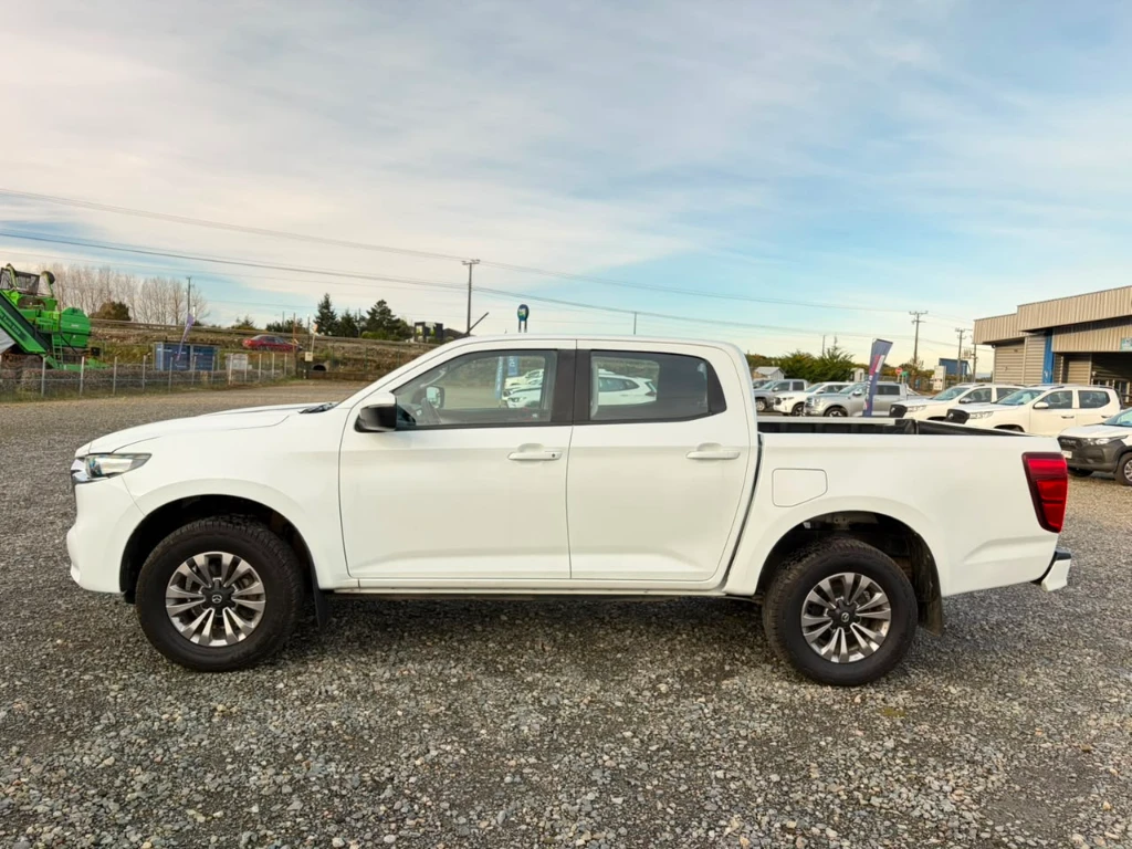 Mazda Bt-50 4x4 6mt 3.0 año 2022