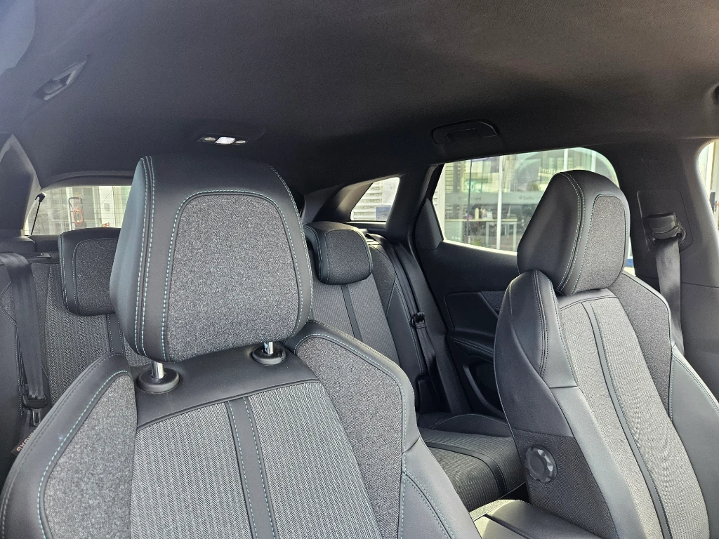 Peugeot 3008 Allure Bluehdi 130 Eat8 año 2024