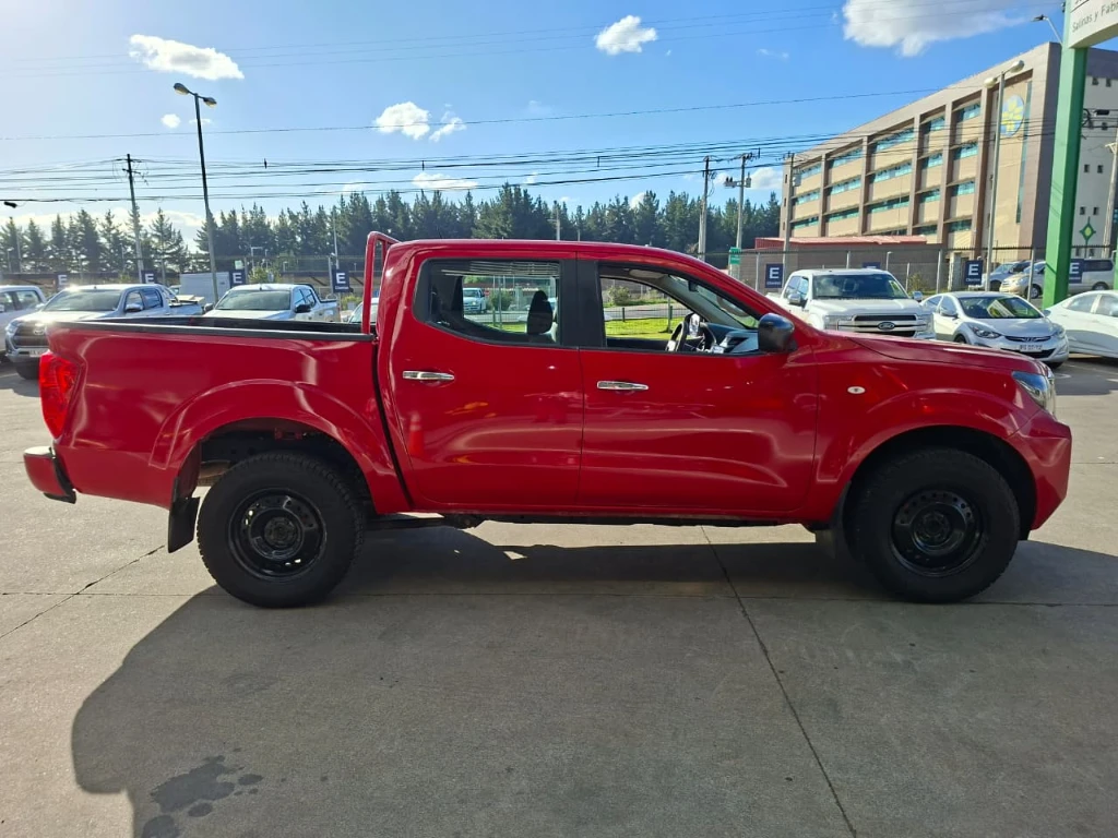 Nissan Navara Dc 4x2 2.3tdi Se año 2023