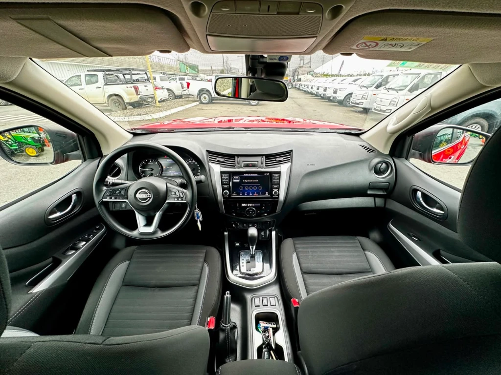Nissan Navara Dc 4x4 2.3tdi Xe At año 2024