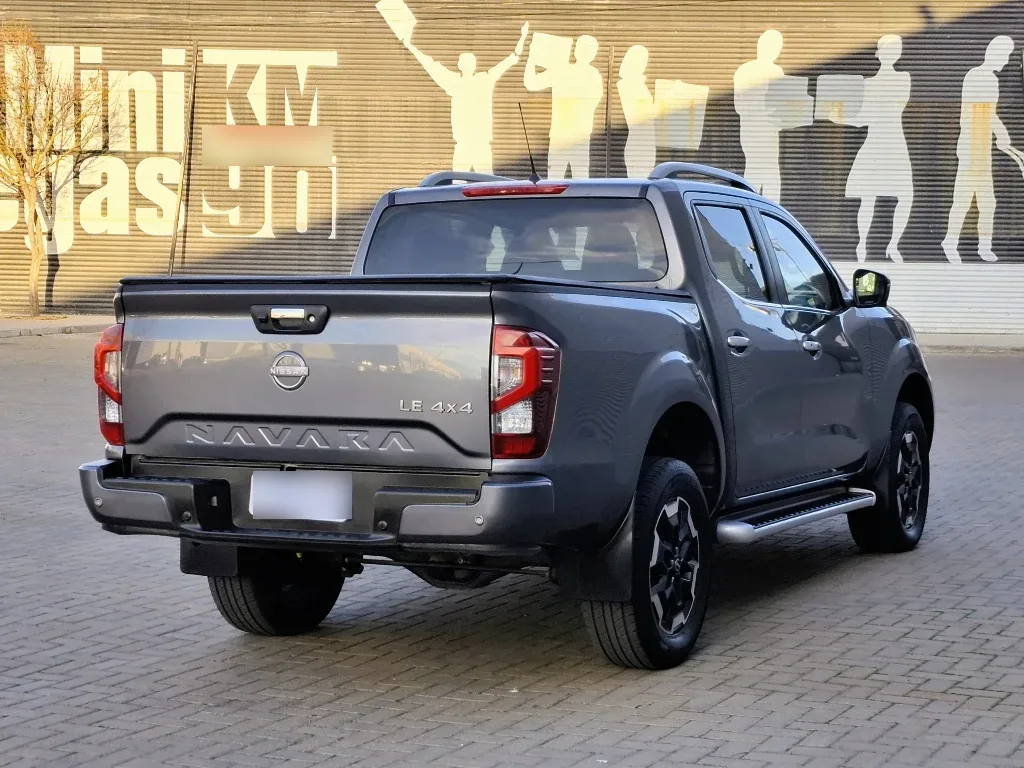 Nissan Navara Navara Dc 4x4 2.3tdi Le Mt año 2023