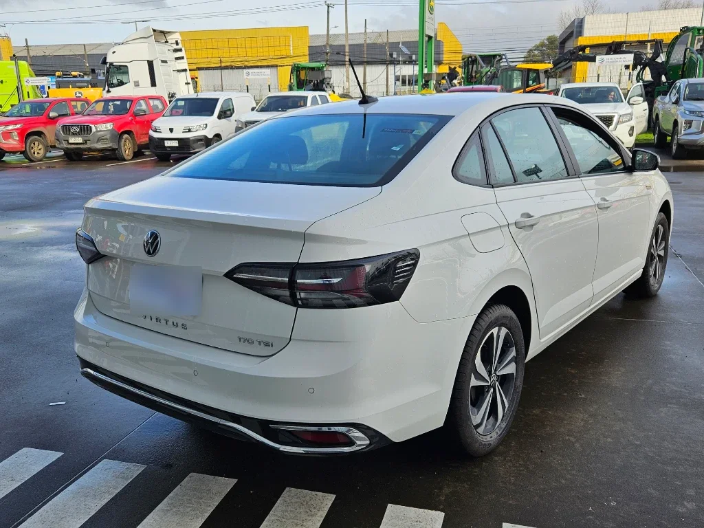 Volkswagen Virtus Virtus 1.0 At Comfortline año 2024