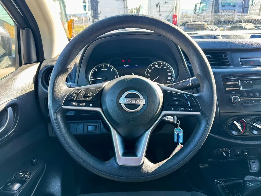 Nissan Navara Navara Dc 4x4 2.3 Tdi Se año 2023