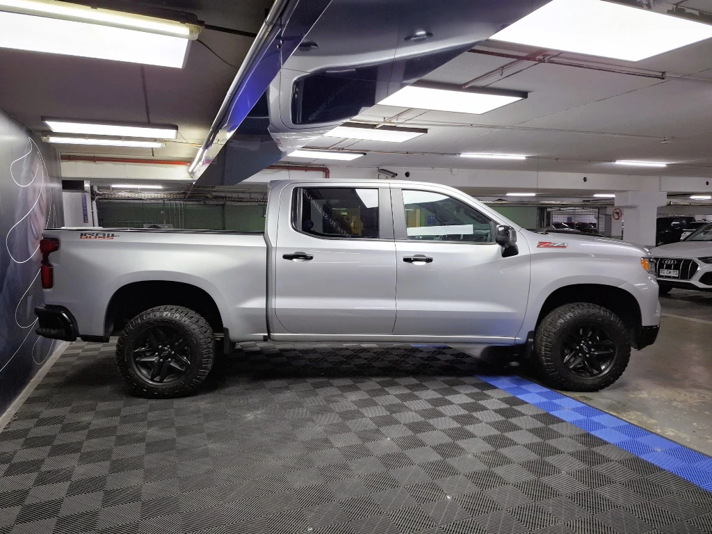 Chevrolet Silverado Cc Lt Tb 5.3l K año 2023