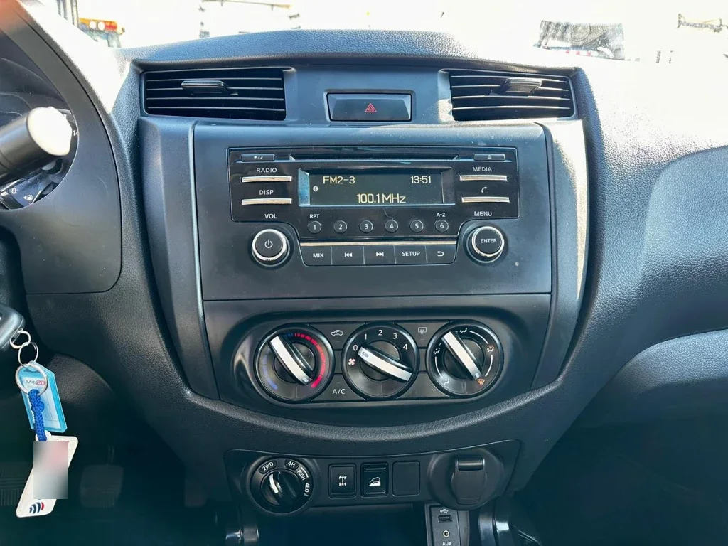 Nissan Navara Navara Dc 4x4 2.3 Tdi Se año 2023