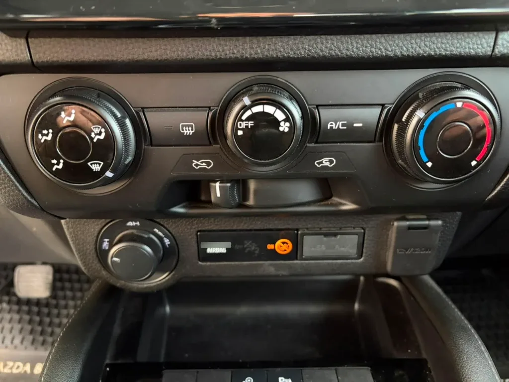 Mazda Bt-50 4x4 6mt 3.0 año 2022