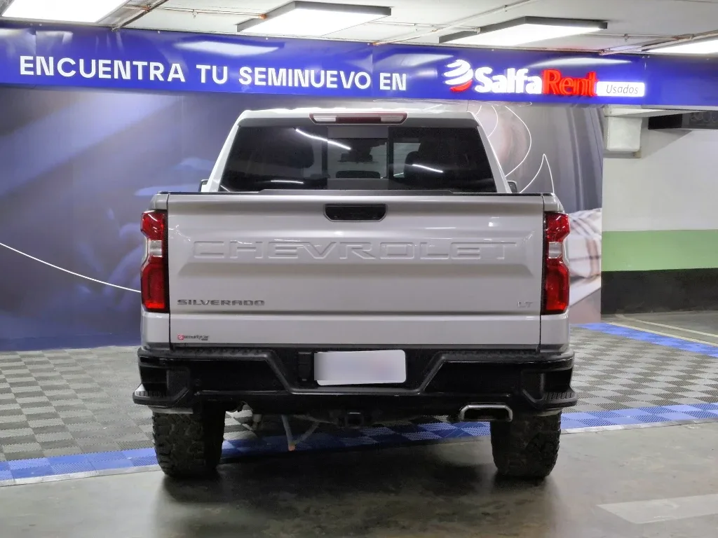 Chevrolet Silverado Cc Lt Tb 5.3l K año 2023