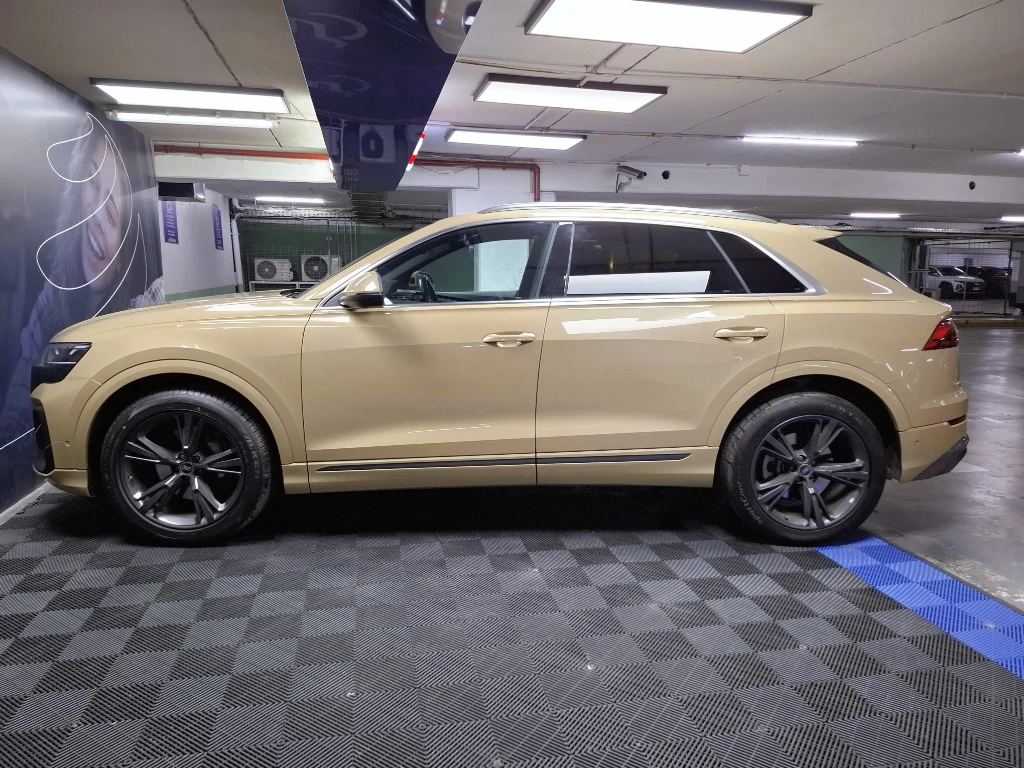 Audi Q8 55 3.0 Tfsi Sport año 2025