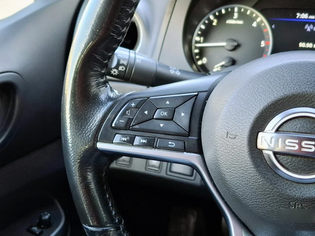 Nissan Navara Navara Dc 4x4 2.3tdi Le Mt año 2023