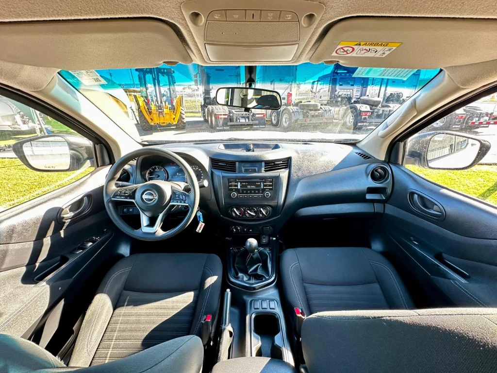 Nissan Navara Navara Dc 4x4 2.3 Tdi Se año 2023