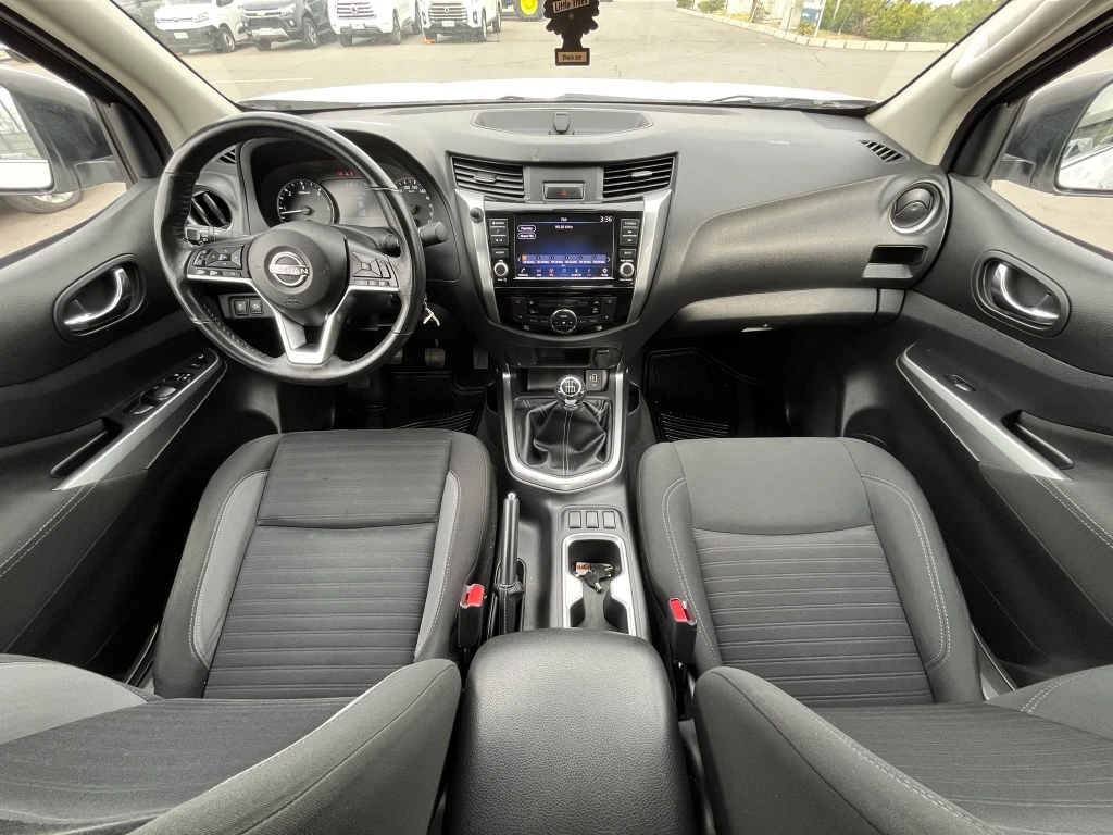 Nissan Navara Navara Dc 4x2 2.3tdi Xe año 2023