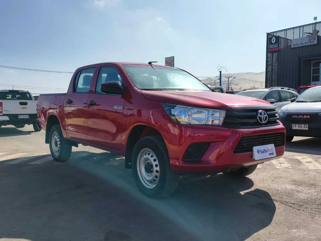 Toyota Hilux Dc 4x4 2.4 D Dx Mt año 2024