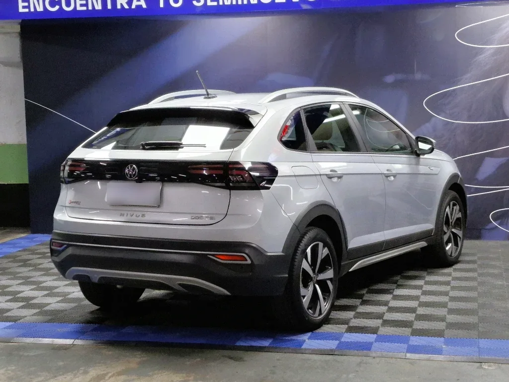 Volkswagen Nivus Tsi At Highline año 2022