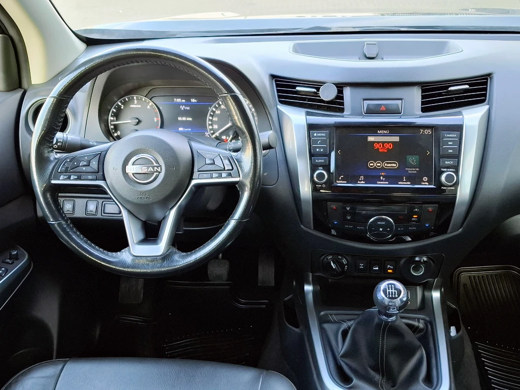 Nissan Navara Navara Dc 4x4 2.3tdi Le Mt año 2023