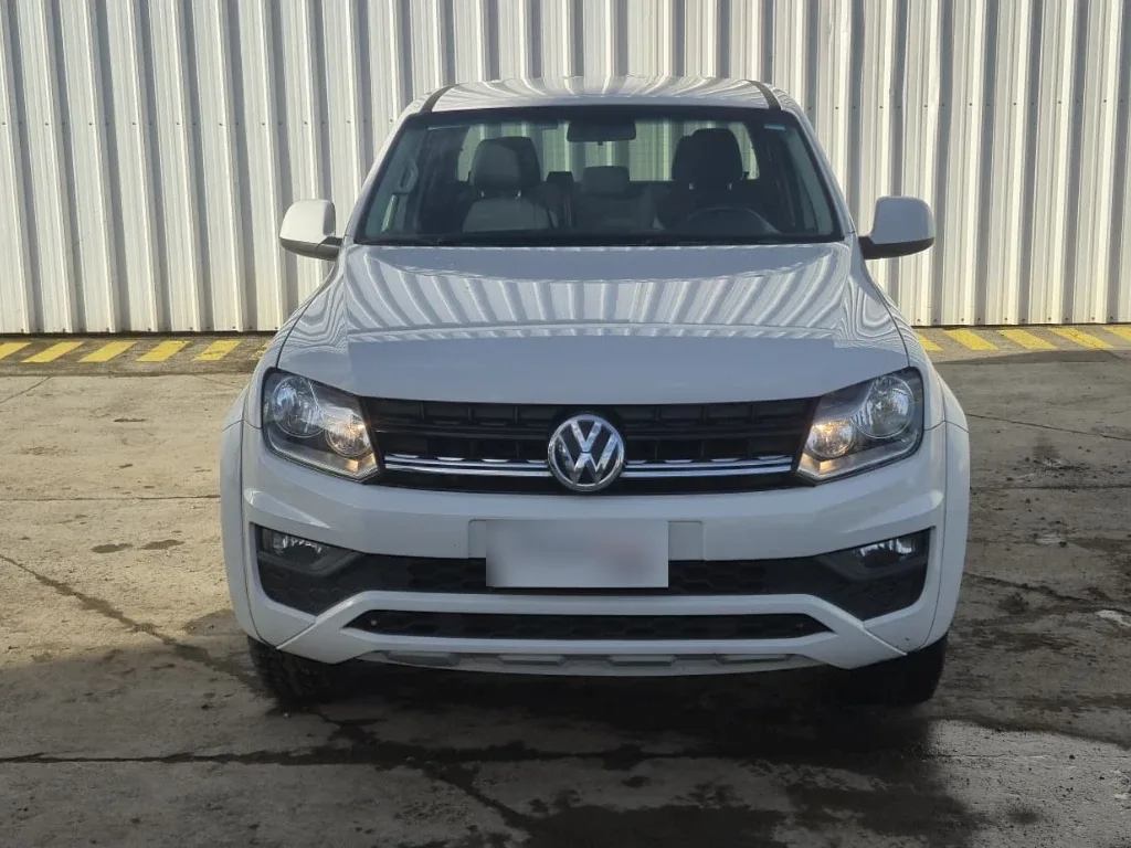 Volkswagen Amarok Dcab Tdi 4x4 Trendline 2.0 año 2023