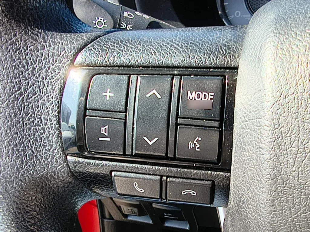 Toyota Hilux Dc 4x4 2.4 D Dx Mt año 2024