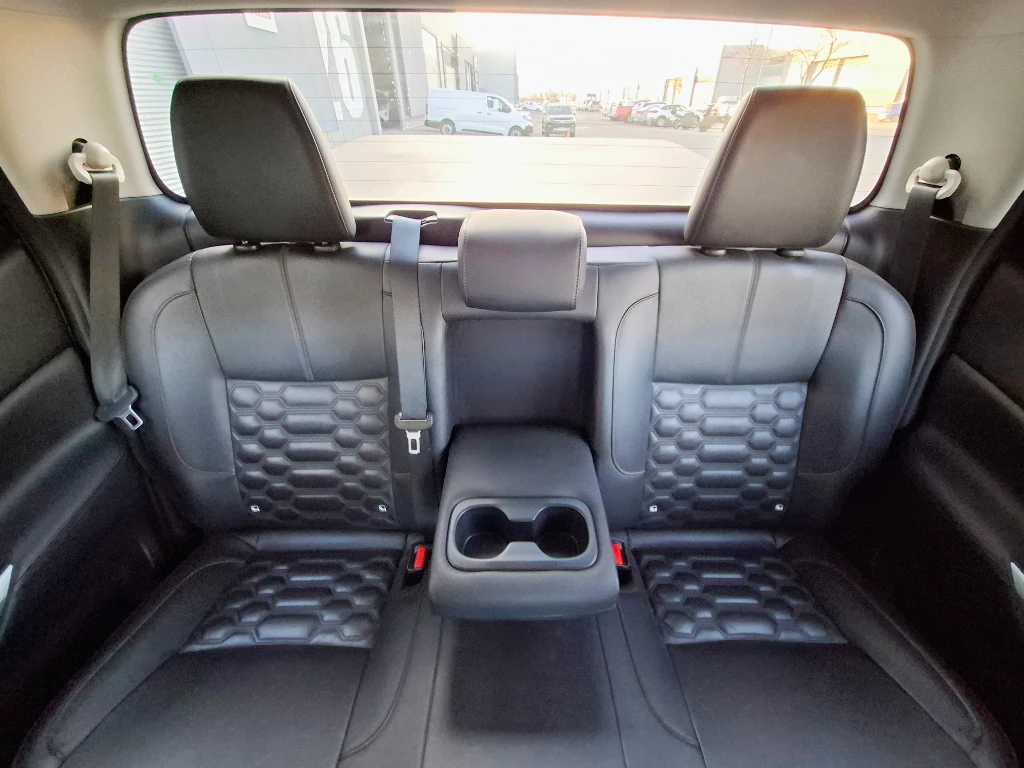 Nissan Navara Navara Dc 4x4 2.3tdi Le Mt año 2023