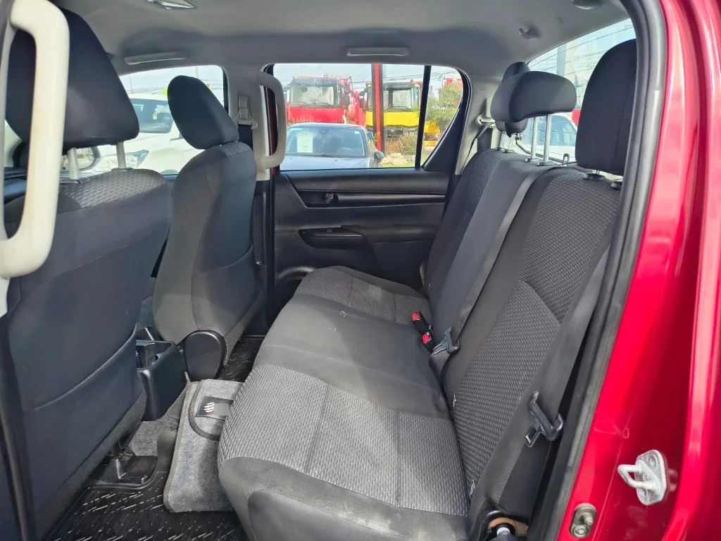 Toyota Hilux Dx Tss 4x2 Mt año 2023