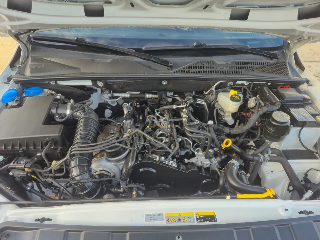 Volkswagen Amarok Dcab Tdi 4x4 Trendline 2.0 año 2023