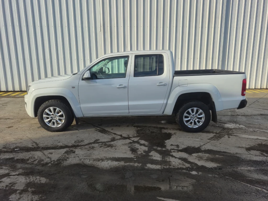 Volkswagen Amarok Dcab Tdi 4x4 Trendline 2.0 año 2023