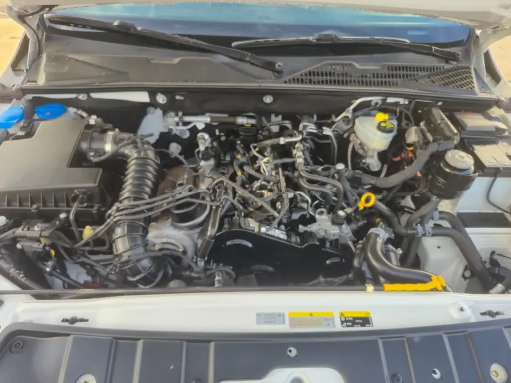 Volkswagen Amarok Dcab Tdi 4x4 Trendline 2.0 año 2023
