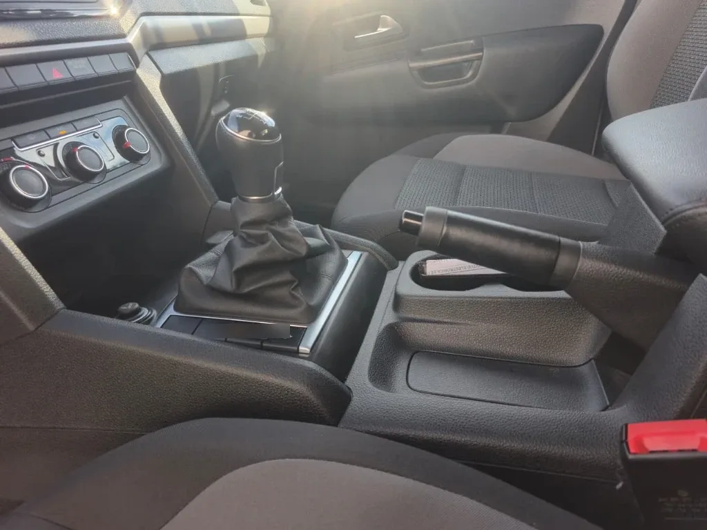Volkswagen Amarok Dcab Tdi 4x4 Trendline 2.0 año 2023