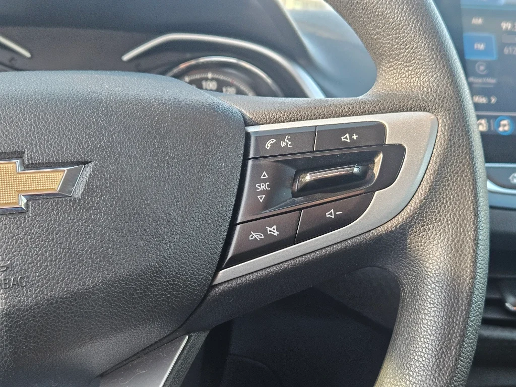 Chevrolet Onix Hb 1.0t Ltz Mt P Onstar año 2023
