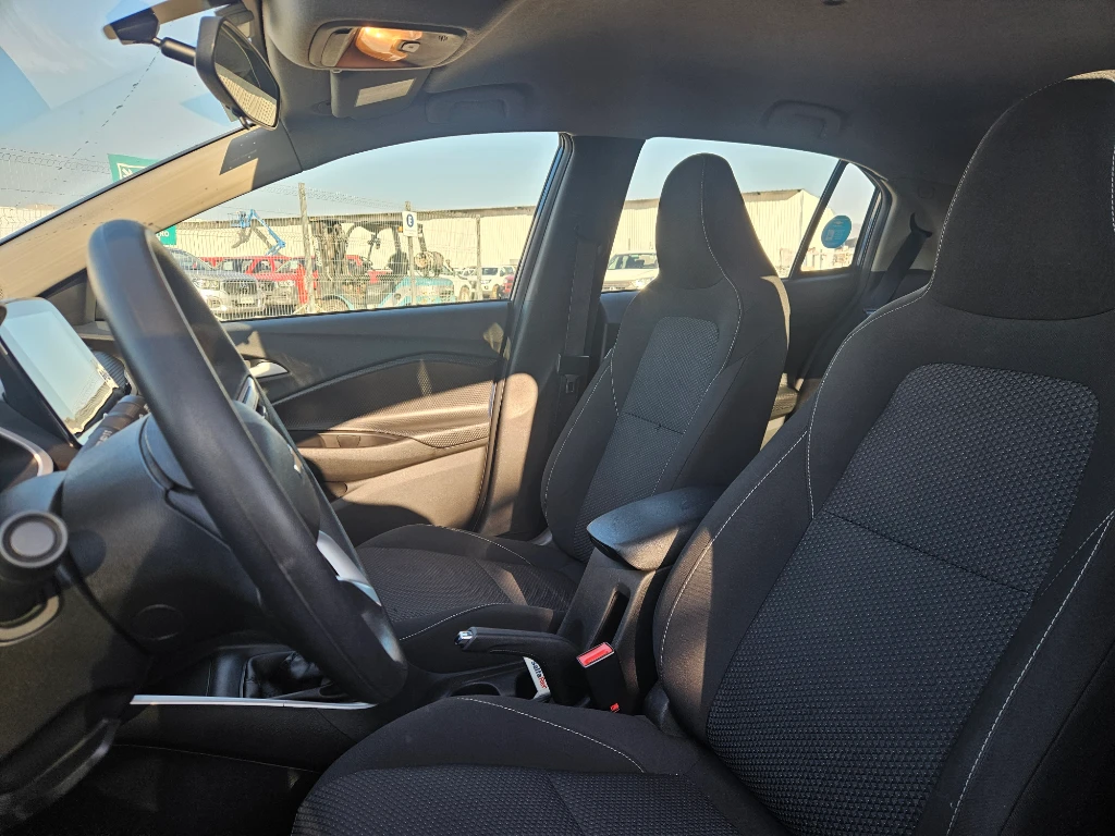 Chevrolet Onix Hb 1.0t Ltz Mt P Onstar año 2023