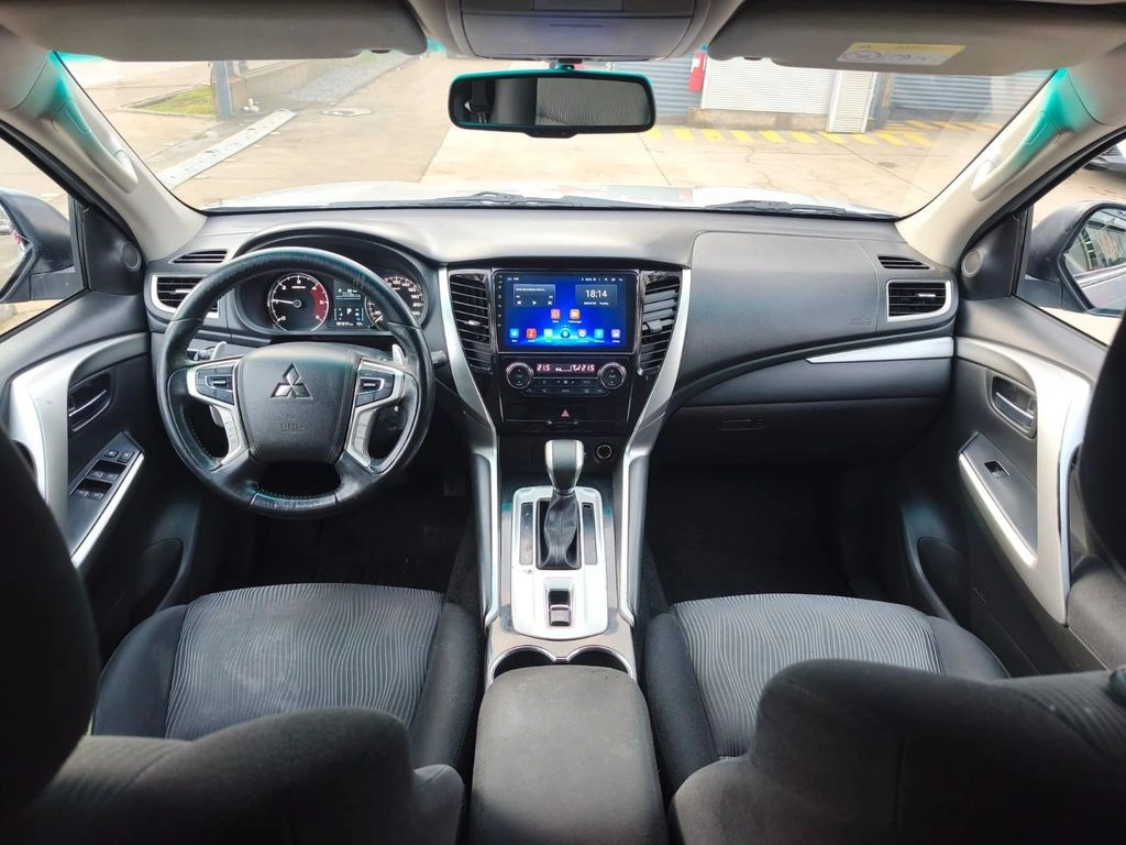 Mitsubishi Montero Sport 2.4 Aut 4x2 Diesel año 2020