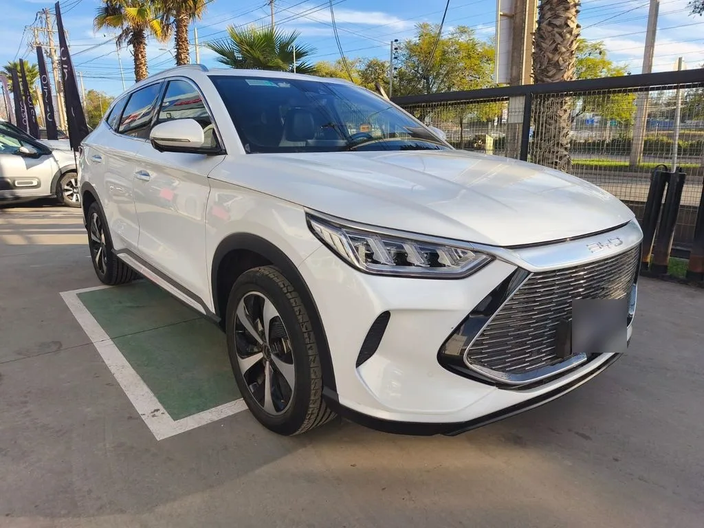 BYD Song Plus Plus Dmi 1.5 Aut año 2024