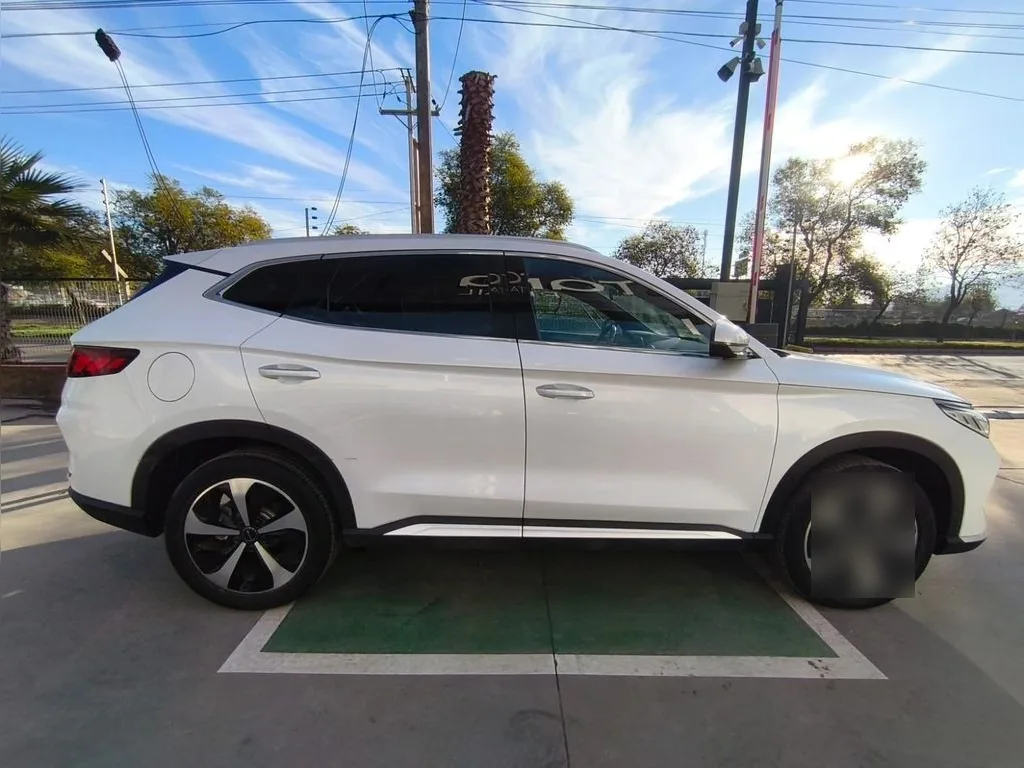 BYD Song Plus Plus Dmi 1.5 Aut año 2024