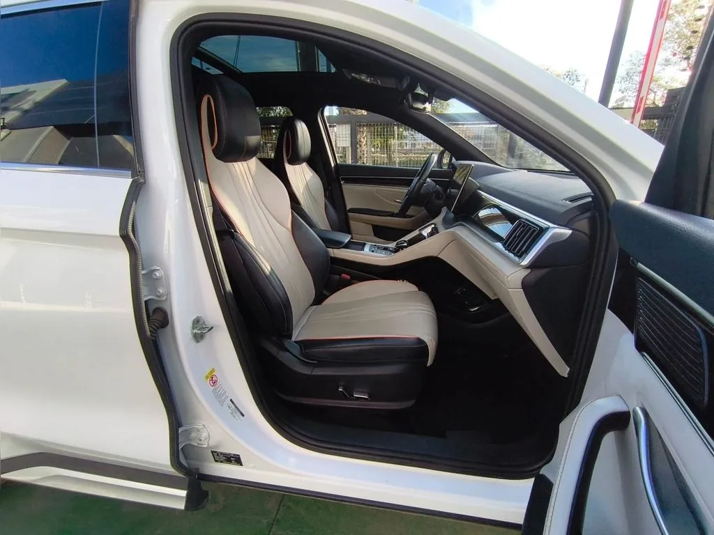 BYD Song Plus Plus Dmi 1.5 Aut año 2024