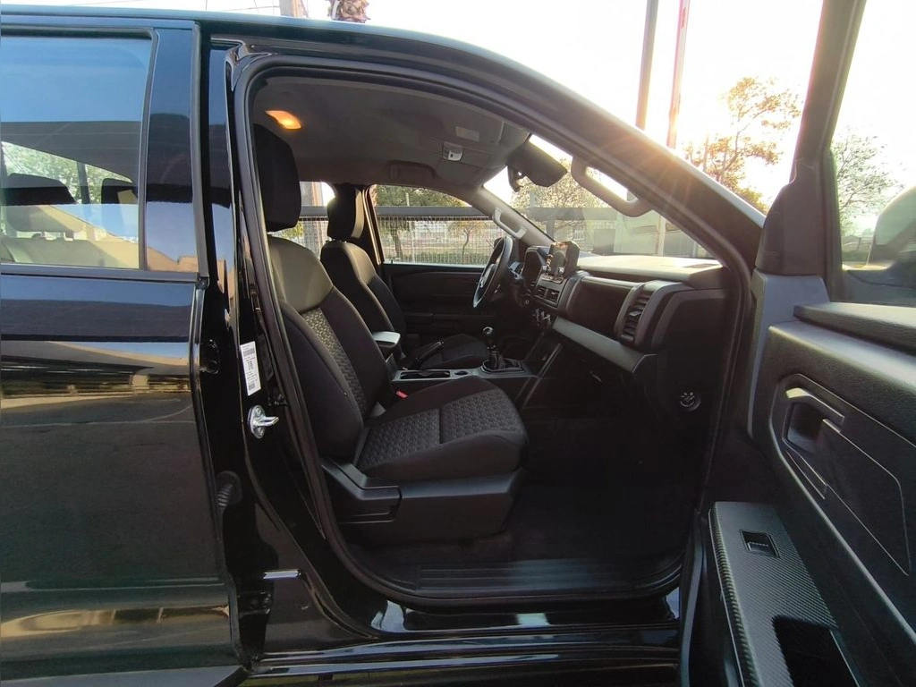 Mitsubishi L200 Work Xr 2.4 4x2 Mt año 2025