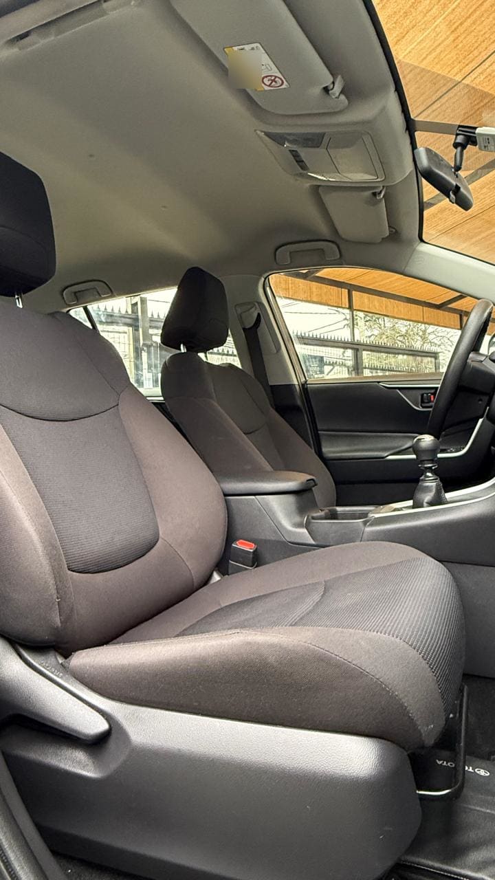 Toyota Rav4 2.0 Le 4x4 Mt 5p. año 2022