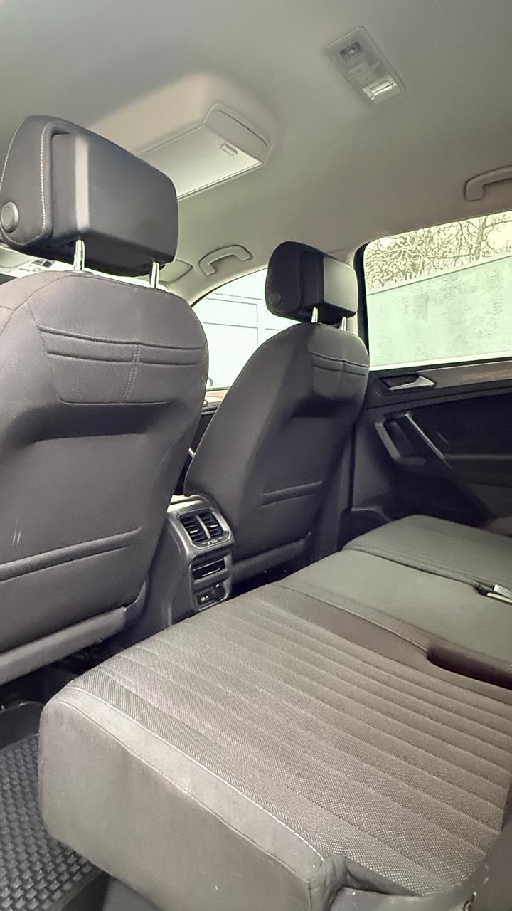 Volkswagen Tiguan 1.4 Tsi Comfortline 4x2 150 Hp At 5p. año 2022