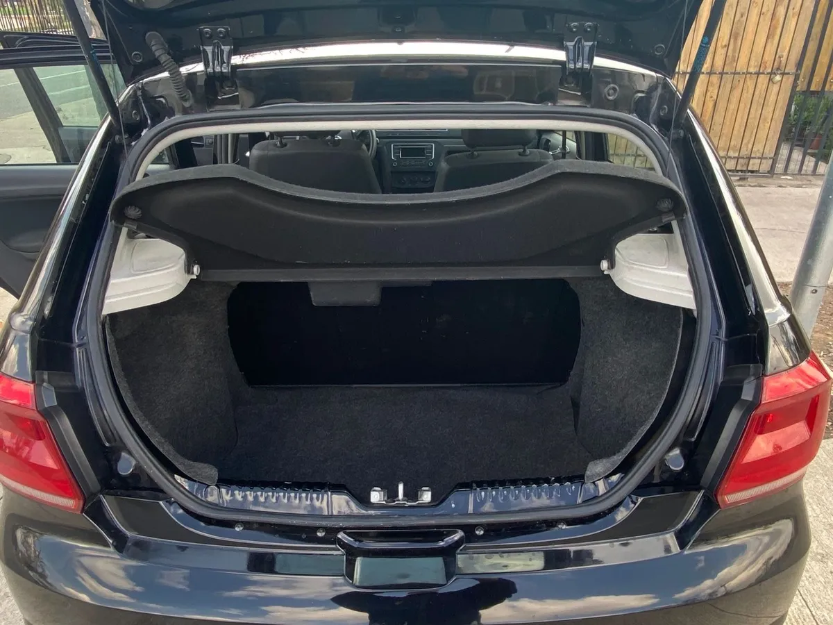 VOLKSWAGEN GOL 1.6 Trendline Lite Mt año 2022