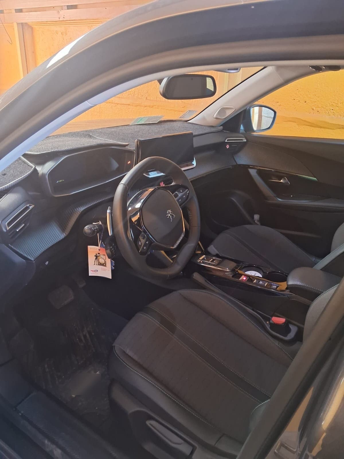 PEUGEOT 2008 1.5 Gt-Line Bluehdi 130 At Diesel año 2022