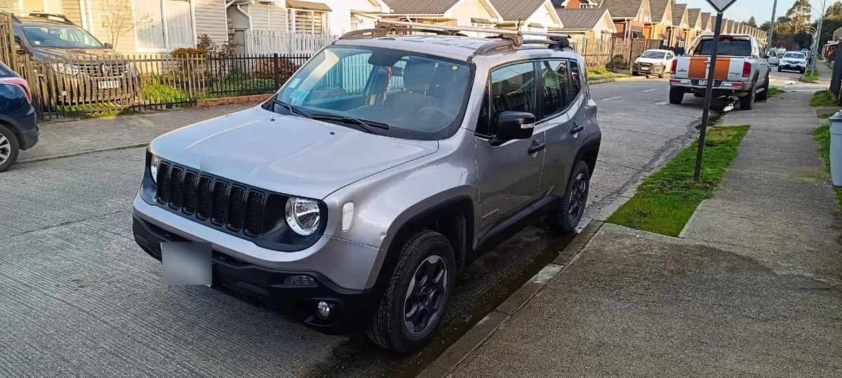 Jeep Renegade 1.8 Sport Lx Mt año 2021