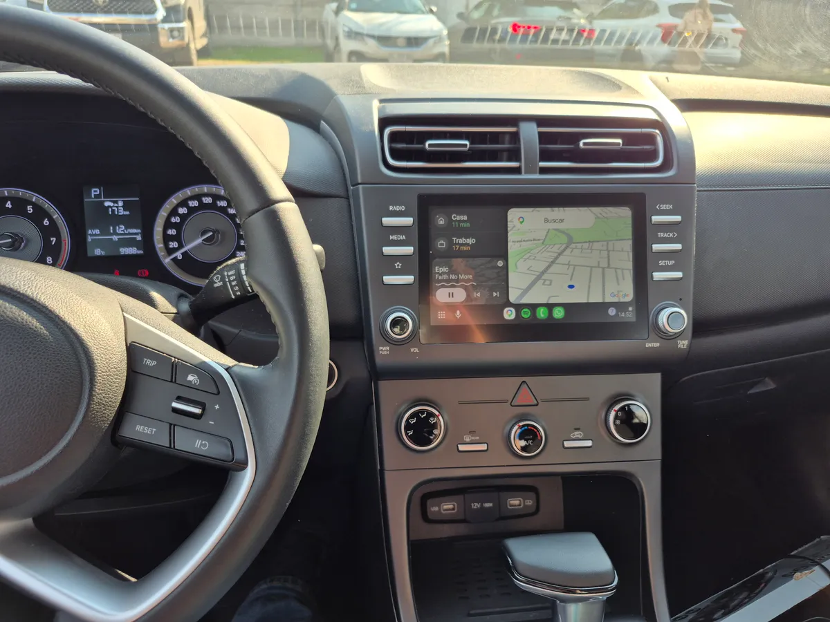HYUNDAI CRETA 1.5 Su2i Plus At año 2025