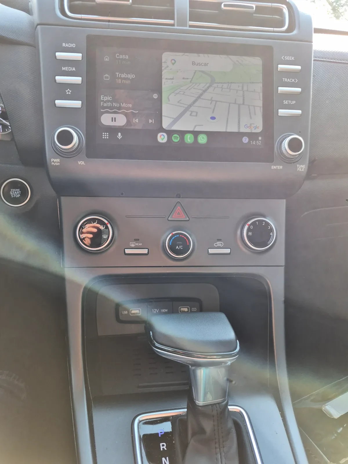 HYUNDAI CRETA 1.5 Su2i Plus At año 2025