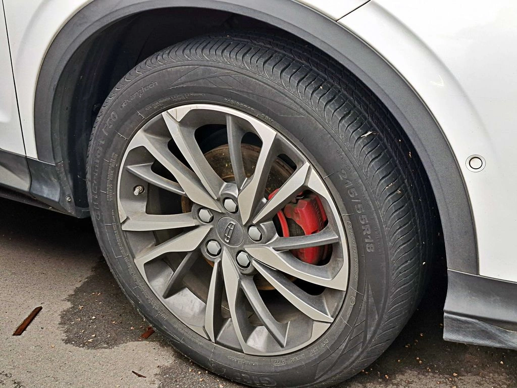 Geely Coolray 1.5 Comfort 4x2 At 5p año 2023