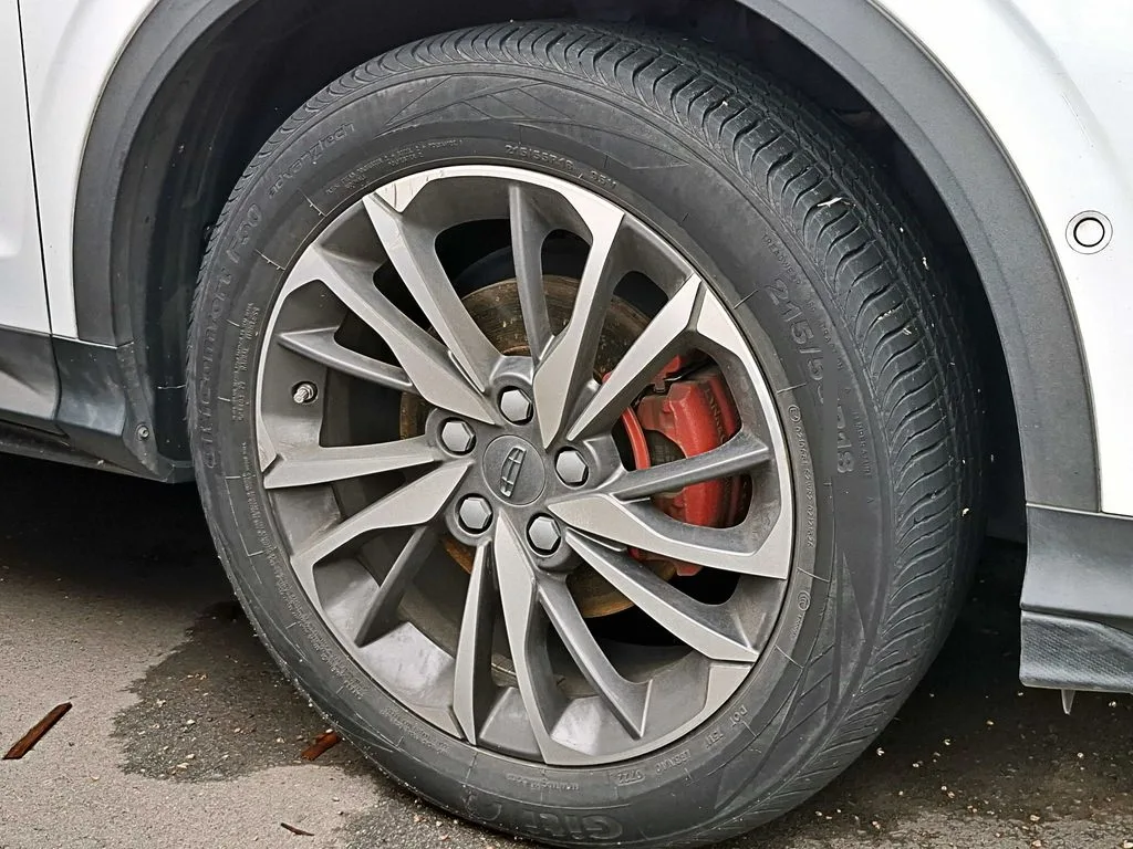 Geely Coolray 1.5 Comfort 4x2 At 5p año 2023