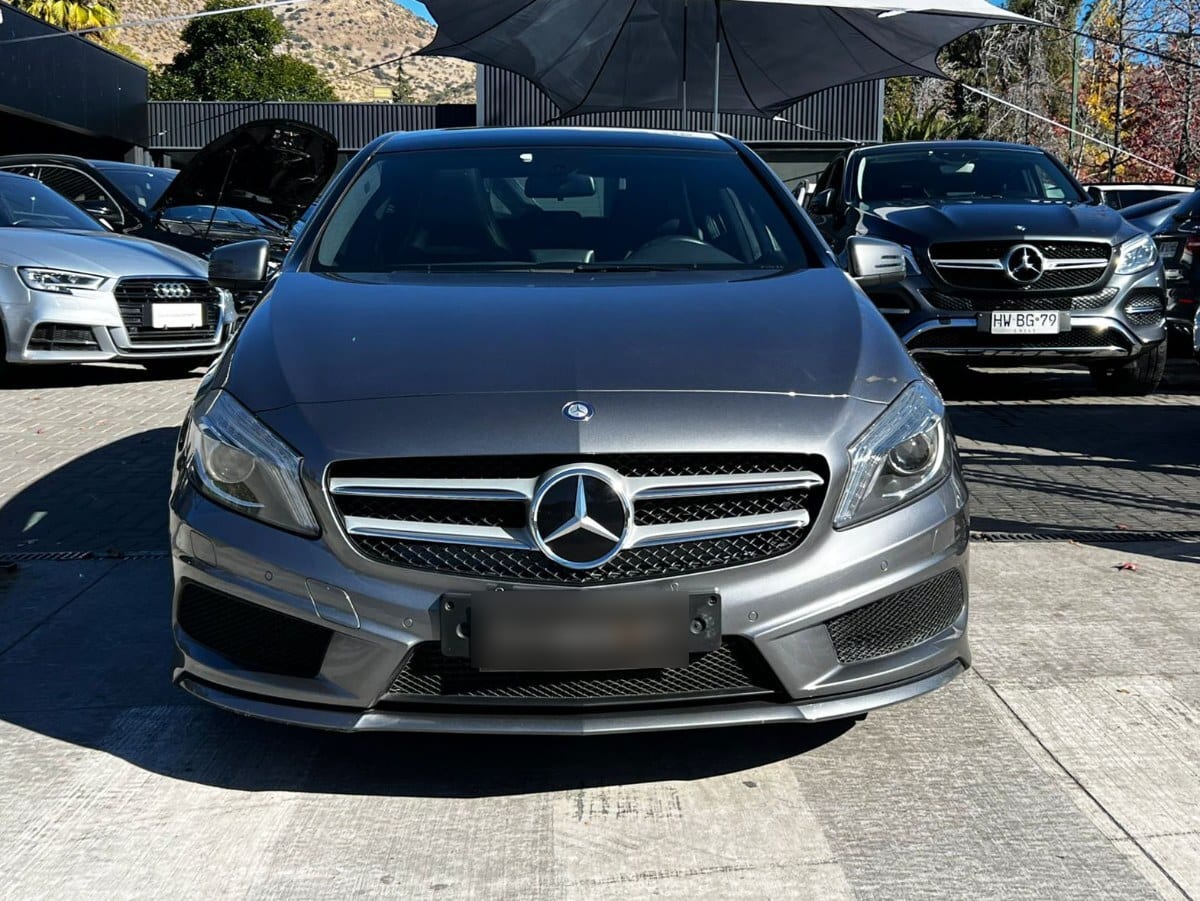 Mercedes-Benz A200 Blueefficiency 1.6 Mt año 2014