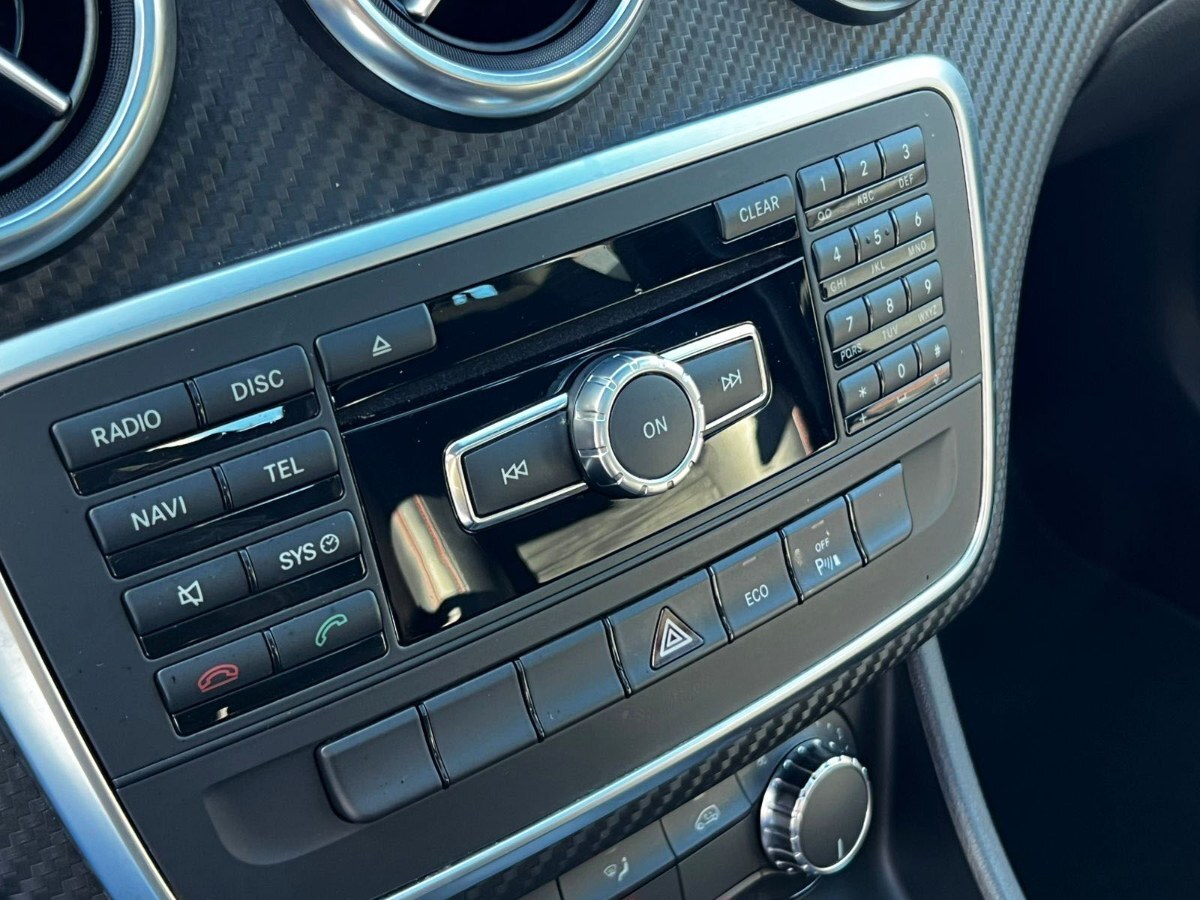 Mercedes-Benz A200 Blueefficiency 1.6 Mt año 2014
