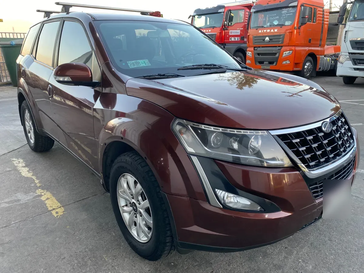 MAHINDRA XUV500 2.2 Fl Gas At Base At 4x2 Diesel año 2020