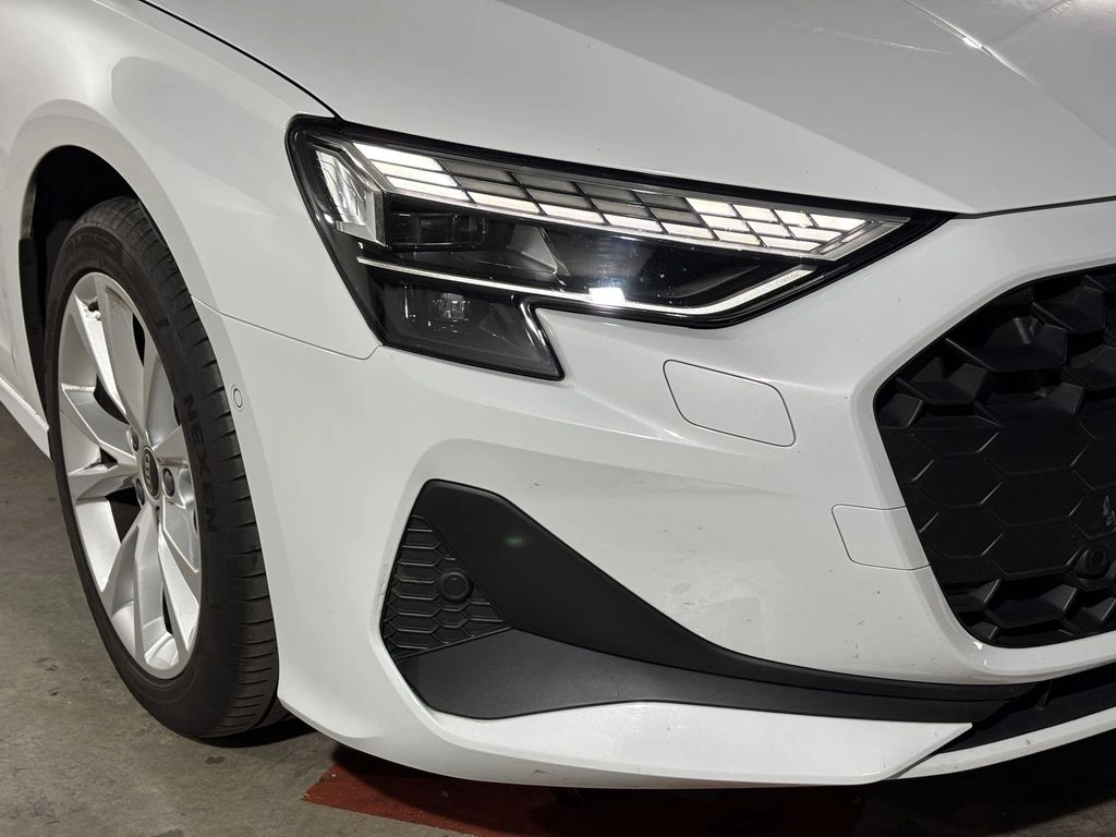 Audi A3 1.4 Tfsi 35 Sportback 4x2 At 5p año 2025